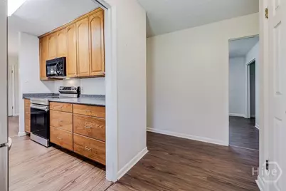 1417 Whitfield Park Circle, Savannah, GA 31406 - Photo 5