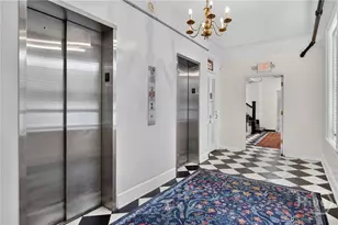 24 E Liberty St, Savannah, GA 31401 - Photo 5