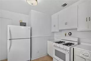 38th E Street St, Savannah, GA 31401 - Photo 13