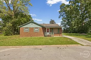 1130 W 49th St, Savannah, GA 31405 - Photo 3