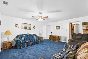 1130 W 49th St, Savannah, GA 31405 - Photo 9
