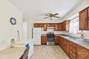 1130 W 49th St, Savannah, GA 31405 - Photo 13