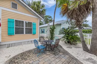 105 S Campbell Avenue #B, Tybee Island, GA 31328 - Photo 9