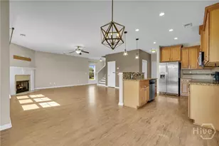173 Brickhill Cir, Savannah, GA 31407 - Photo 13