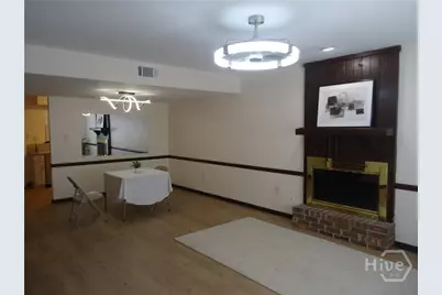 2220 E Victory Drive #17, Savannah, GA 31404 - Photo 3
