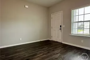 67 Daylily Ct, Hinesville, GA 31313 - Photo 3