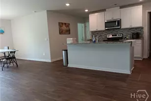 405 Coconut Dr, Bloomingdale, GA 31302 - Photo 7
