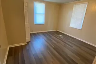 806 E 32nd St, Savannah, GA 31401 - Photo 11