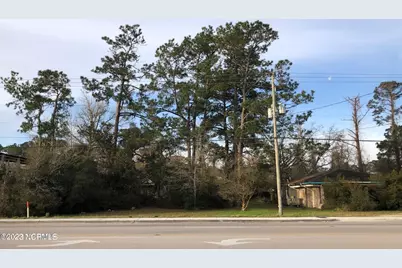 1017 W Corbett Avenue, Swansboro, NC 28584 - Photo 1