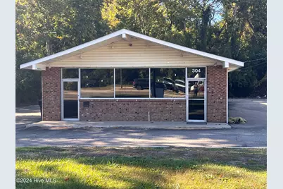 304 S Sandhills Boulevard, Aberdeen, NC 28315 - Photo 1
