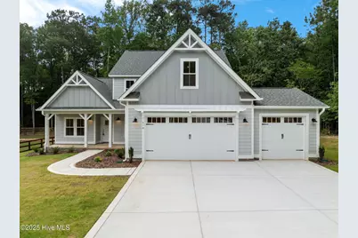 516 Belcroft Drive, Carthage, NC 28327 - Photo 1