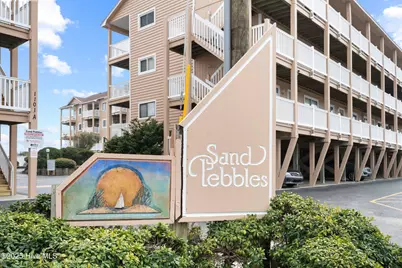 1101 S Lake Park Boulevard S #Unit A19, Carolina Beach, NC 28428 - Photo 1