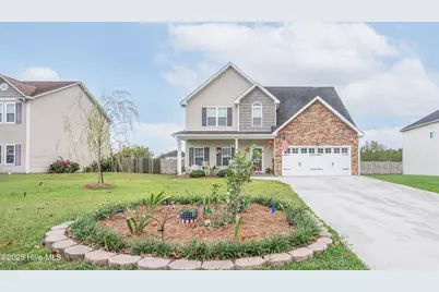 107 Woods Run Circle, Richlands, NC 28574 - Photo 1