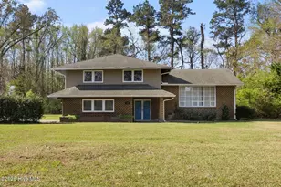 107 Harvey St, Elizabeth City, NC 27909 - Photo 1
