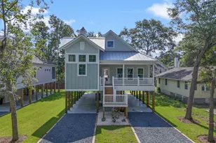 168 NE 31st St, Oak Island, NC 28465 - Photo 1