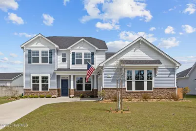260 E Red Head Circle, Sneads Ferry, NC 28460 - Photo 1
