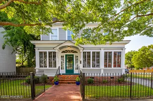 411 Queen St, New Bern, NC 28560 - Photo 1