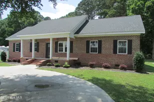 1429 Isaac Weeks Rd, Clinton, NC 28328 - Photo 1