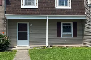 117 Palace Cir, Jacksonville, NC 28546 - Photo 1
