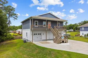 452 Crow's Nest Ln, Sneads Ferry, NC 28460 - Photo 1