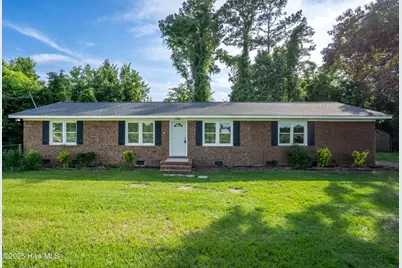 959 Middle Road, Trenton, NC 28585 - Photo 1