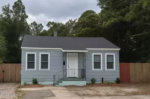226 Calhoun Dr, Wilmington, NC 28412 - Photo 1