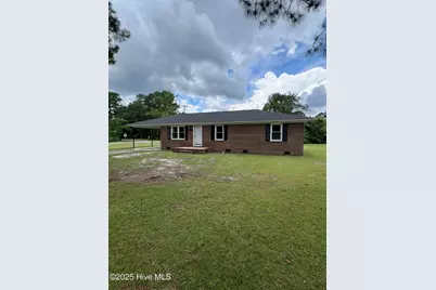 1001 Able Street, Elizabethtown, NC 28337 - Photo 1
