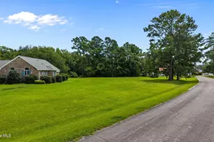 9335 Doris Dr, Oriental, NC 28571 - Photo 1