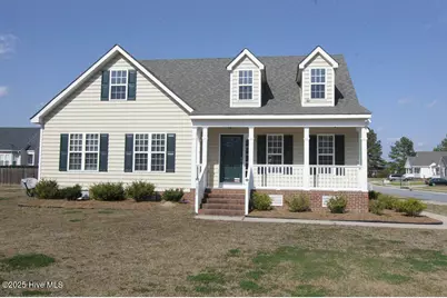 1000 Sebring Drive, Winterville, NC 28590 - Photo 1