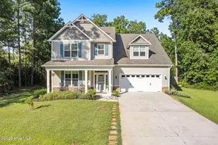 107 Weir Dr, Hampstead, NC 28443 - Photo 1