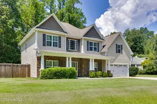 303 Calico Dr, New Bern, NC 28560 - Photo 1
