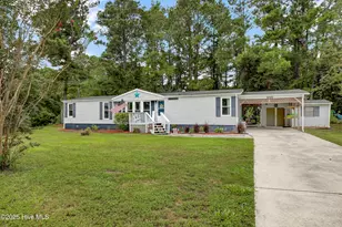 105 Navy Ct, Hampstead, NC 28443 - Photo 1