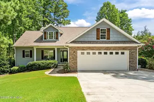 530 Lake Forest Dr SE, Pinehurst, NC 28374 - Photo 1