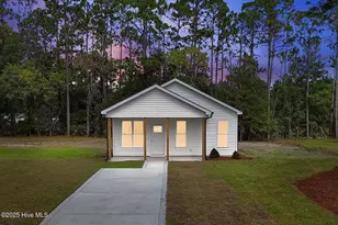 1065 Greenview Rd, Southport, NC 28461 - Photo 1