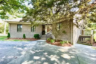 33 Morgan Wood Estates Dr, Elizabethtown, NC 28337 - Photo 1