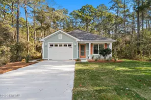 1200 N Caswell Ave, Southport, NC 28461 - Photo 1