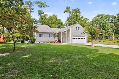 102 Sycamore Street, Hertford, NC 27944 - Photo 1