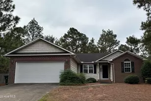 4 Monroe Ln, Pinehurst, NC 28374 - Photo 1