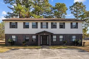 100 Ravenwood Dr, Jacksonville, NC 28546 - Photo 1