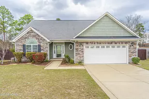 186 Ashcroft Court, Raeford, NC 28376 - Photo 1