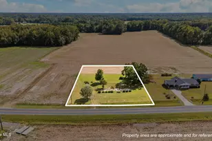 3038 Hudsons Crossroads Rd, Greenville, NC 27858 - Photo 1