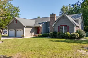 103 Laurel Ln, Newport, NC 28570 - Photo 1
