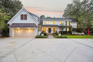 1802 S Churchill Dr, Wilmington, NC 28403 - Photo 1