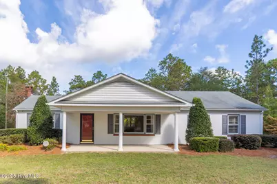 6215 Nc 211 Highway, West End, NC 27376 - Photo 1