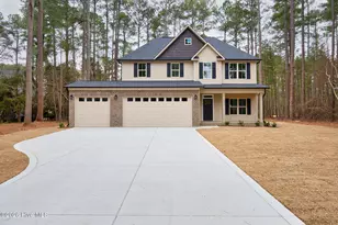 16080 Cardinal Ct, Wagram, NC 28396 - Photo 1