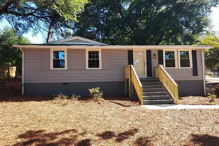201 N Leak St, Southern Pines, NC 28387 - Photo 1