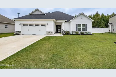 1013 Abby Leigh Avenue, New Bern, NC 28562 - Photo 1