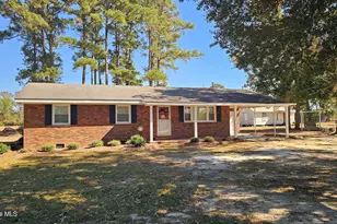 2015 Wilson Rd, Clinton, NC 28328 - Photo 1