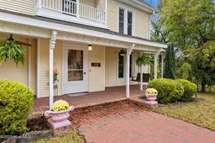 208 W Barrett St, Carthage, NC 28327 - Photo 1