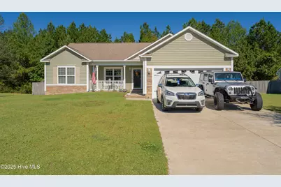 415 Stanford Court, Maysville, NC 28555 - Photo 1